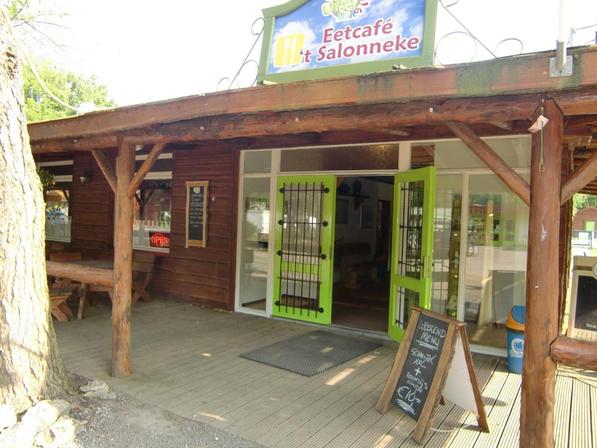 Vakantiepark t Urkerbos - Blokhutje Buitenkant foto